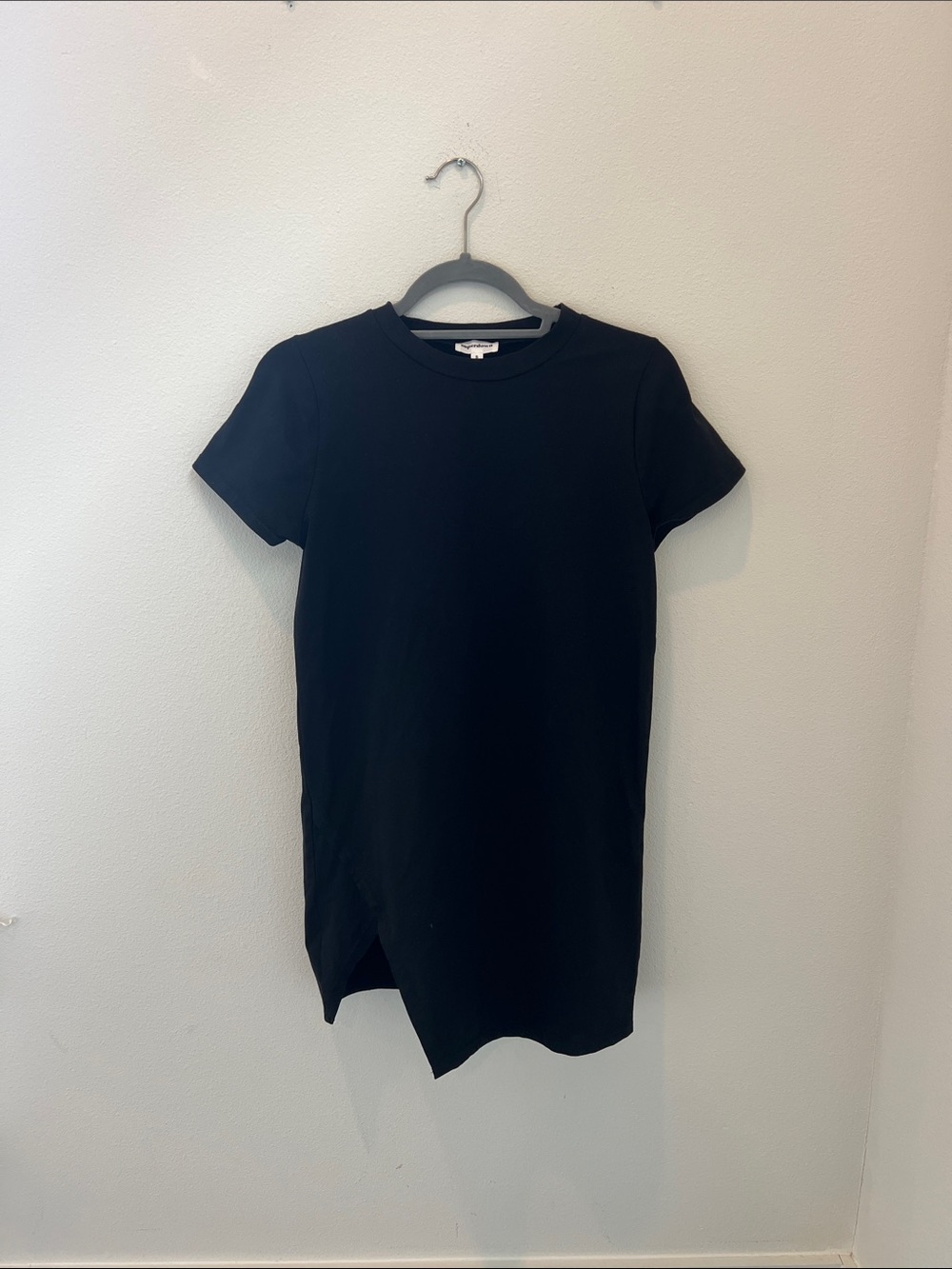 superdown Destiny Slit Dress in Black | T-Shirt Dress | Size Small